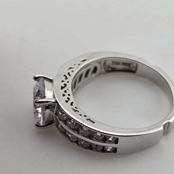 Sterling Silver Cubic Zirconia Engagement Wedding Ring 7 Solitaire Style 925 - Picture 11 of 14